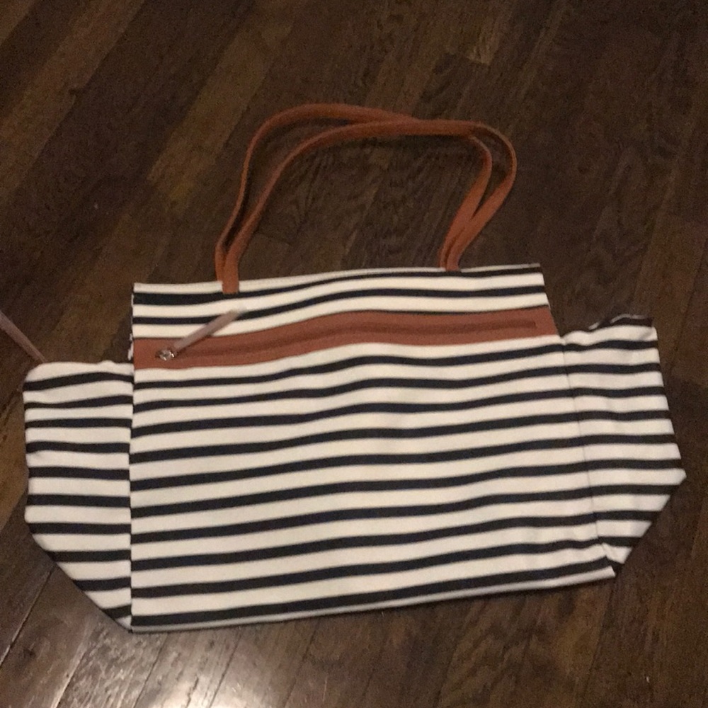 Black and White Stripped Tote Bag